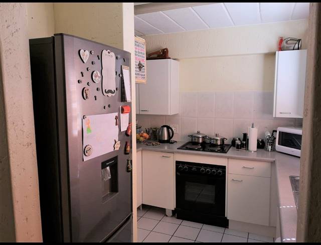3 BEDROOM FLAT TO LET IN VANDERBIJLPARK SW 5
